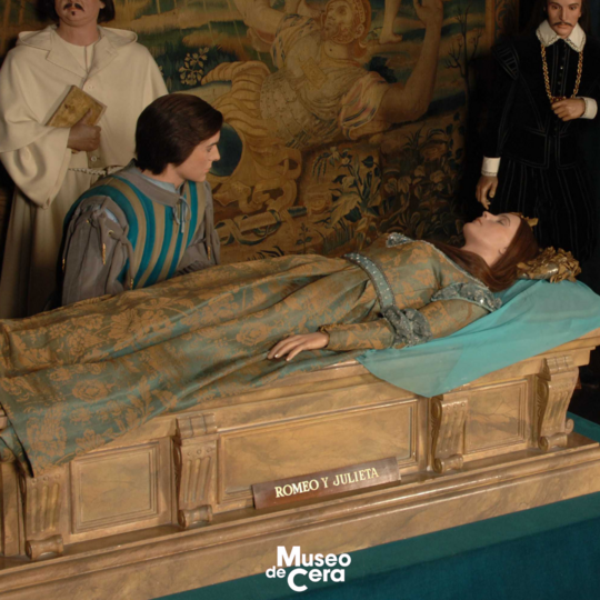 Personajes romanticos del Museo de Cera